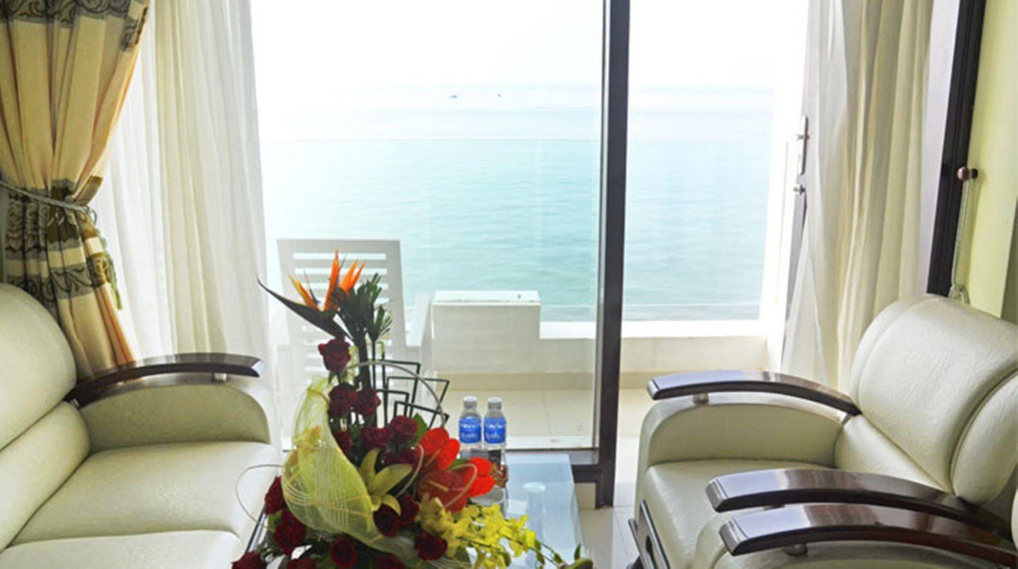 Ocean Front Hotel Phan Thiet Exterior photo